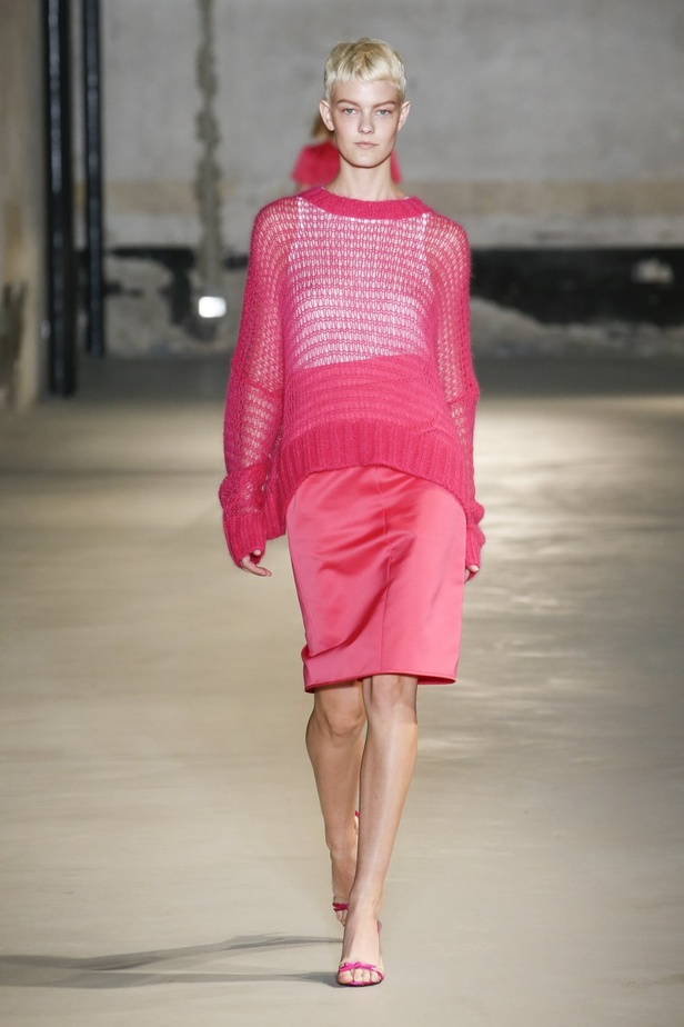 مجموعة No. 21 للأزياء الجاهزة لربيع وصيف ٢٠١٩ !