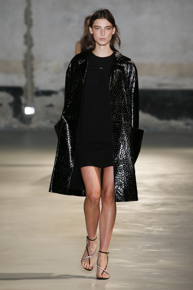 مجموعة No. 21 للأزياء الجاهزة لربيع وصيف ٢٠١٩ !