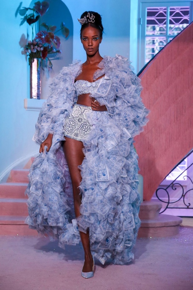 مجموعة Ulyana Sergeenko  haute couture ربيع وصيف 2020