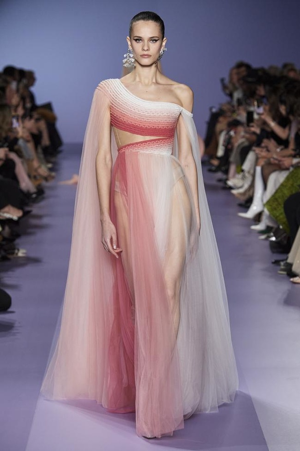 عرض مجموعة جورج حبيقة للأزياء الراقية 2020