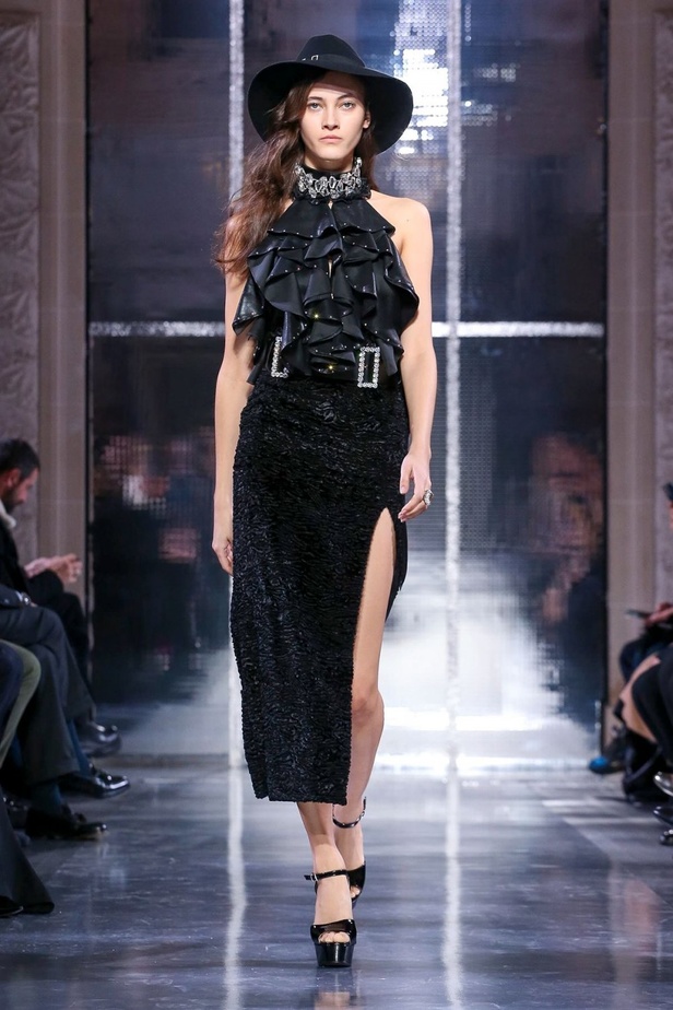 مجموعة أزارو لموسم ربيع وصيف 2020 للهوت كوتور