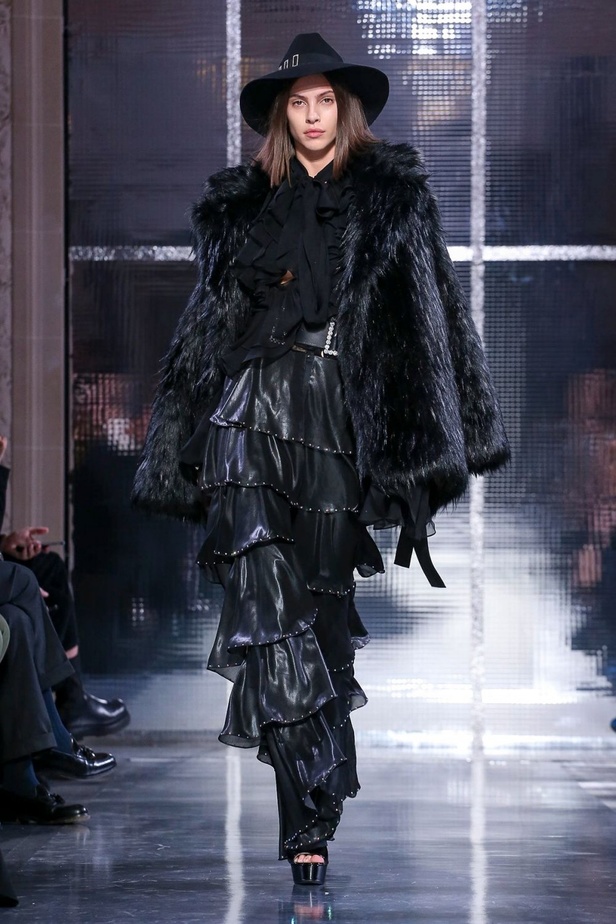 مجموعة أزارو لموسم ربيع وصيف 2020 للهوت كوتور