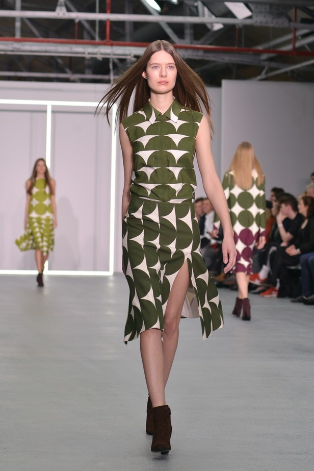 مجموعة جاسبر كونران لخريف وشتاء 2016