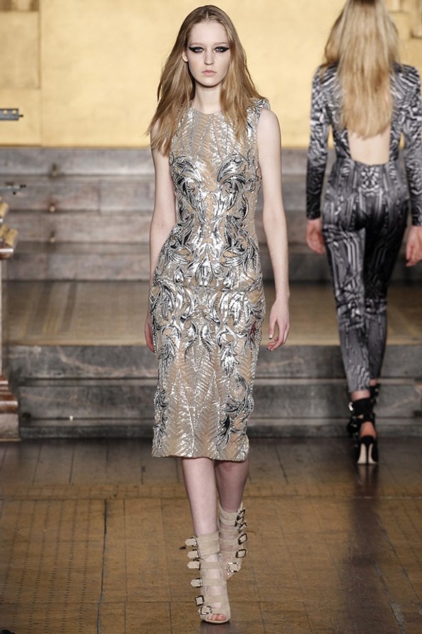 مجموعة جوليان ماكدونالد لموسم خريف 2016