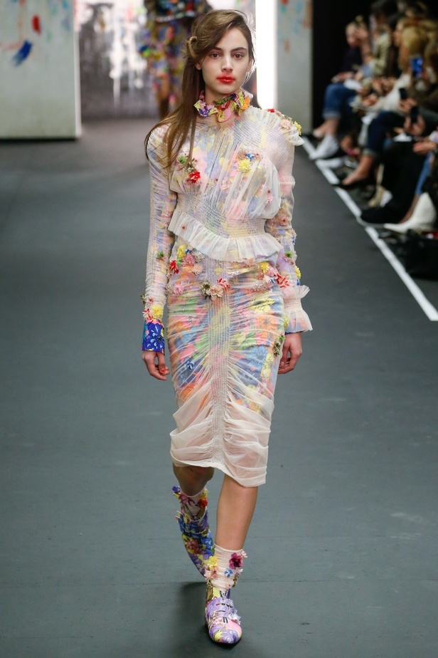 عرض أزياء برين لموسم خريف وشتاء 2017