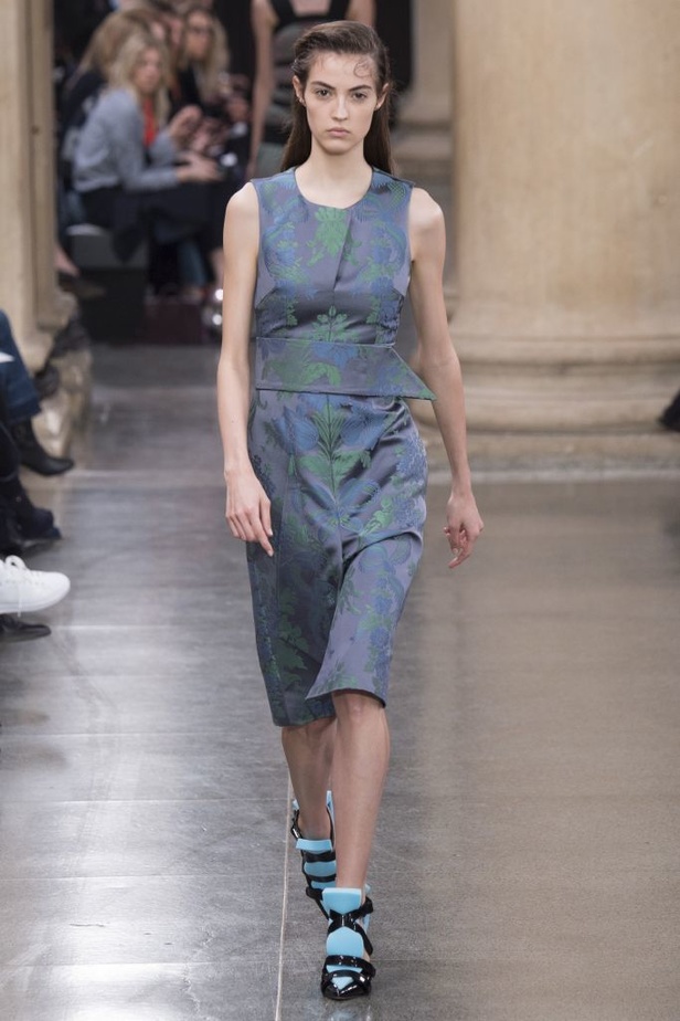 مجموعة كريستوفر كاين للألبسة الجاهزة لخريف و شتاء 2017