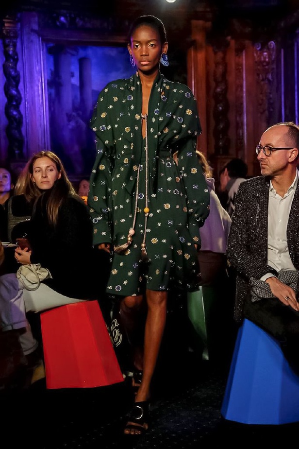 عرض ازياء بيتر بيلوتو لموسم خريف وشتاء 2018