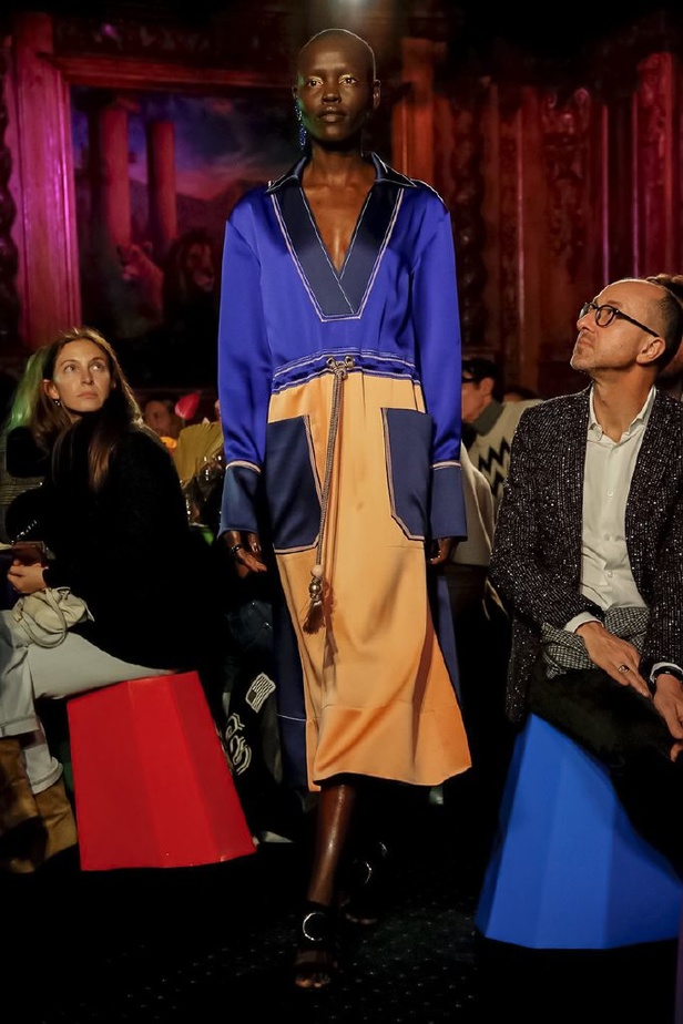 عرض ازياء بيتر بيلوتو لموسم خريف وشتاء 2018