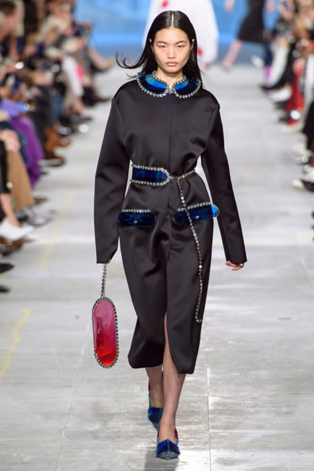 مجموعة Christopher Kane لخريف 2019