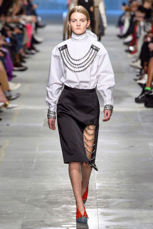 مجموعة Christopher Kane لخريف 2019