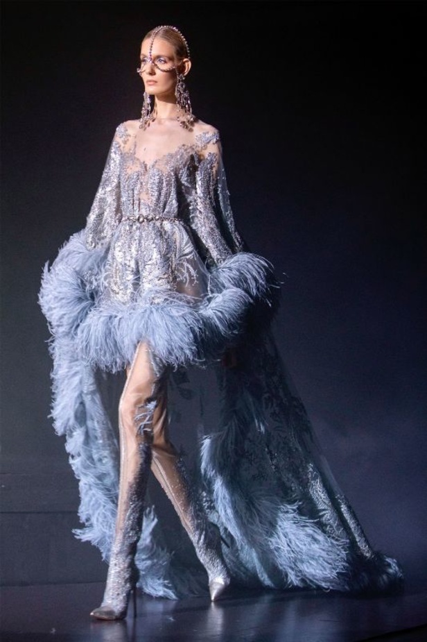 مجموعة ازياء ايلي صعب للهوت كوتور ربيع وصيف 2021