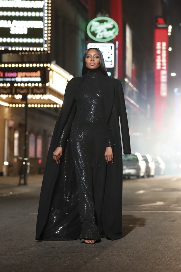 عرض مجموعة مايكل كورس Michael Kors لخريف وشتاء 2021 بمناسبة الذكرى الأربعين للدار