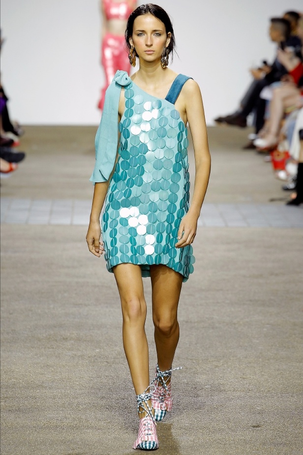 مجموعة "هاوس اوف هولاند" لربيع وصيف 2017