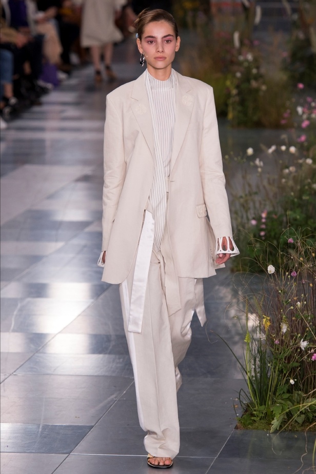 عرض أزياء "بول سميث" لموسم ربيع وصيف 2017