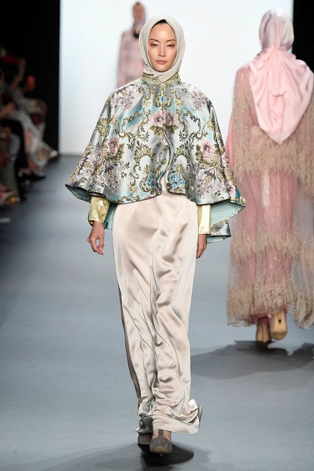 لأول مرة في التاريخ... عرض كامل للمحجبات في نيويورك!