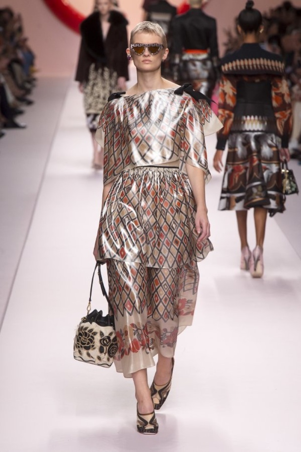 مجموعة Fendi لربيع وصيف 2019