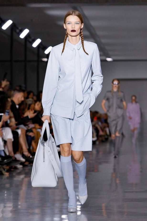 اسبوع الموضة في ميلان 2019 مجموعة MAX MARA للالبسة الجاهزة في ميلان لربيع وصيف 2020