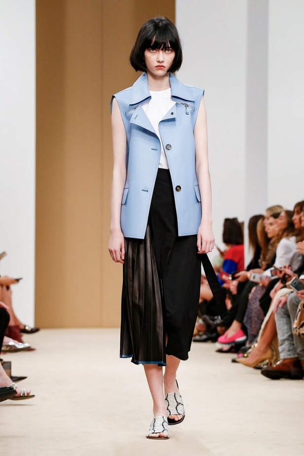 اسبوع الموضة في ميلان 2019 احذية TODS الفاخرة لربيع وصيف 2020