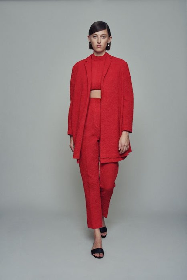 عرض ازياء مجموعة Emilia Wickstead ربيع وصيف 2021 من اسبوع لندن للموضة