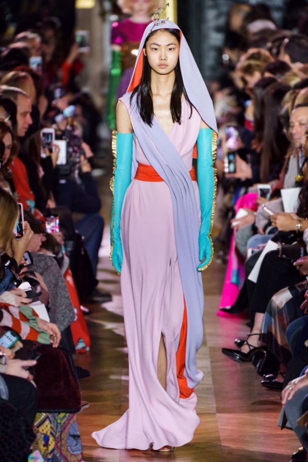 مجموعة سكياباريلي للهوت كوتور لربيع وصيف 2019