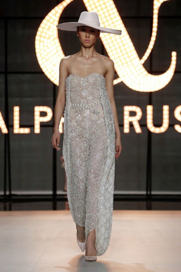 مجموعة رالف أند روسو للهوت كوتور لموسم ربيع وصيف 2019