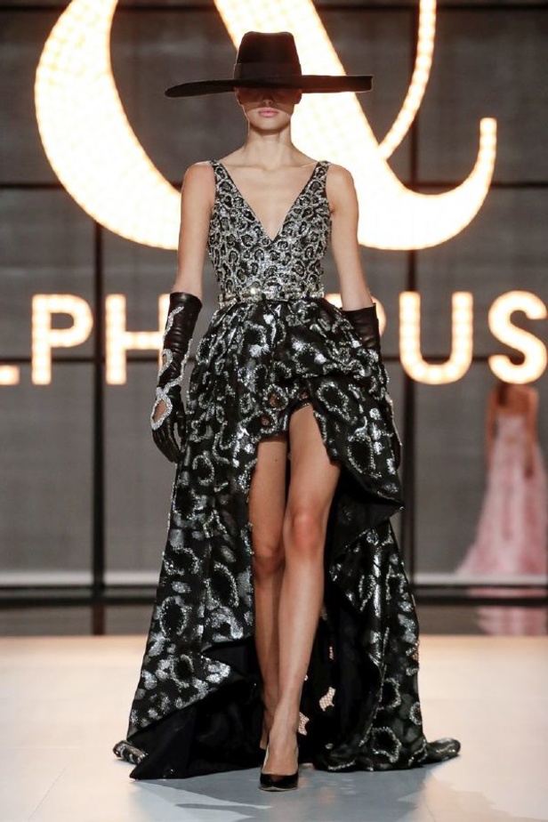 مجموعة رالف أند روسو للهوت كوتور لموسم ربيع وصيف 2019