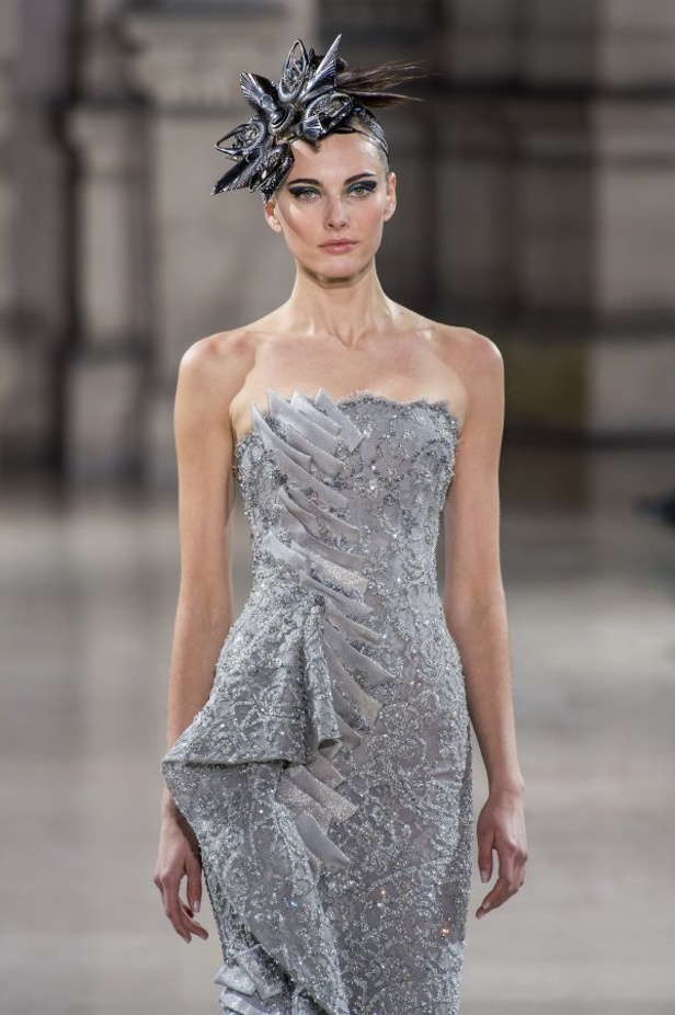 "Anatomy of a wing" مجموعة طوني ورد للأزياء الراقية لربيع وصيف 2019