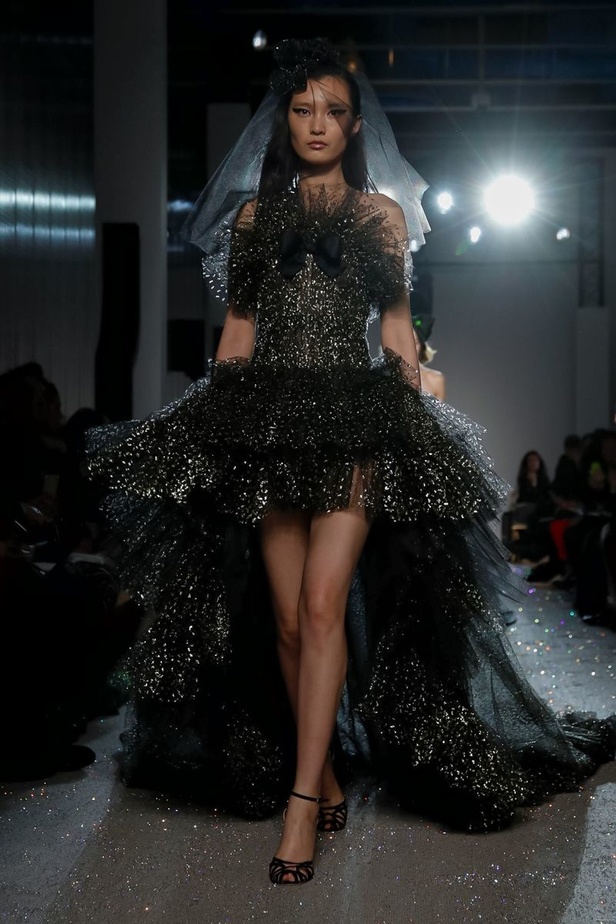 مجموعة الألبسة الراقية من جيامباتيستا فالي لربيع 2019