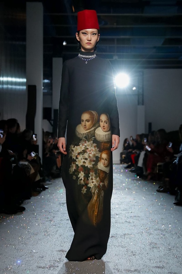 مجموعة الألبسة الراقية من جيامباتيستا فالي لربيع 2019