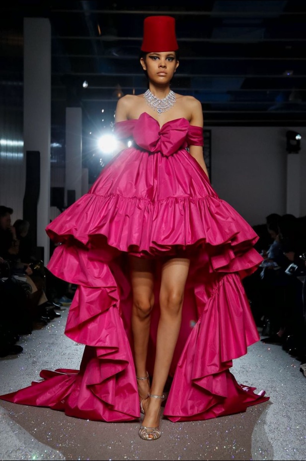 مجموعة الألبسة الراقية من جيامباتيستا فالي لربيع 2019