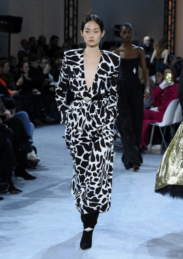 عرض مجموعة Alexandre Vauthier للازياء الراقية ربيع وصيف 2020