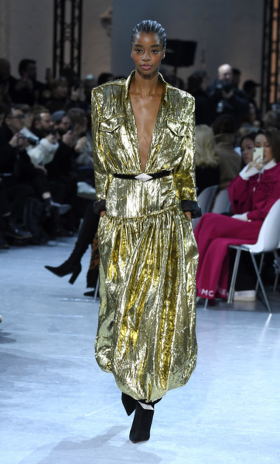 عرض مجموعة Alexandre Vauthier للازياء الراقية ربيع وصيف 2020