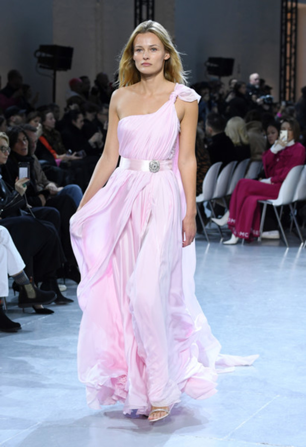 عرض مجموعة Alexandre Vauthier للازياء الراقية ربيع وصيف 2020