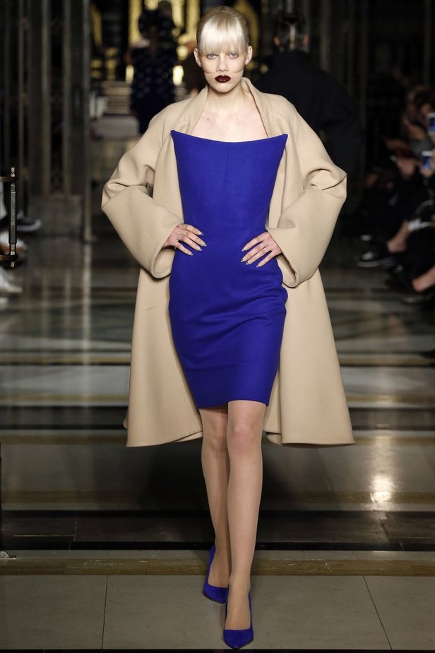 عرض أزياء المصمم غاريث بو لخريف وشتاء 2016