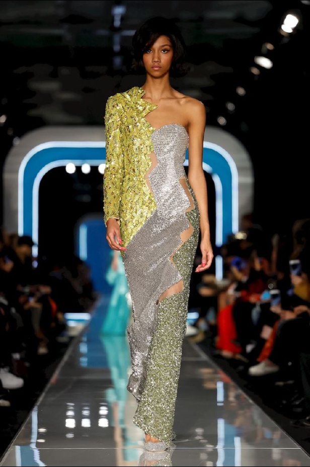 عرض ازياء موسكينو لخريف وشتاء 2018