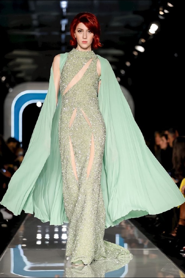 عرض ازياء موسكينو لخريف وشتاء 2018