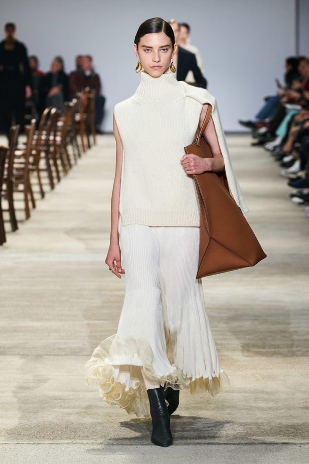 مجموعة الازياء الفاخرة من  جيل ساندرا  لخريف وشتاء 2020-2021 