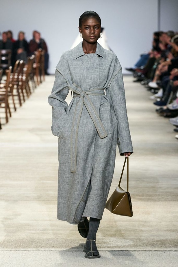 مجموعة الازياء الفاخرة من  جيل ساندرا  لخريف وشتاء 2020-2021 