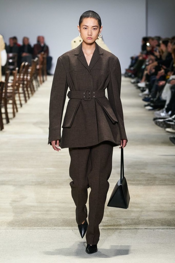 مجموعة الازياء الفاخرة من  جيل ساندرا  لخريف وشتاء 2020-2021 