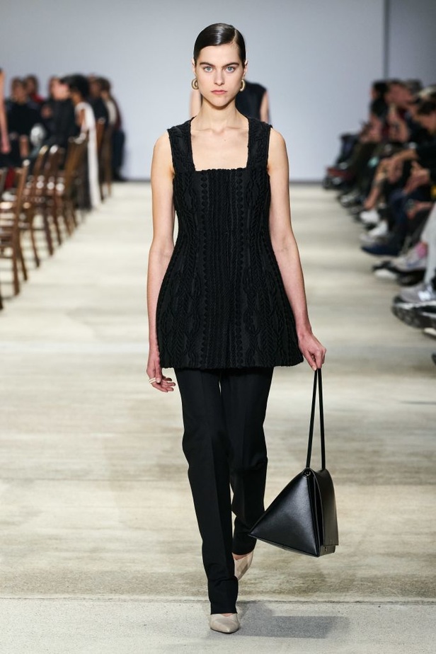 مجموعة الازياء الفاخرة من  جيل ساندرا  لخريف وشتاء 2020-2021 