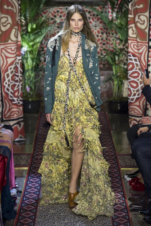 مجموعة Roberto Cavalli لربيع وصيف 2017