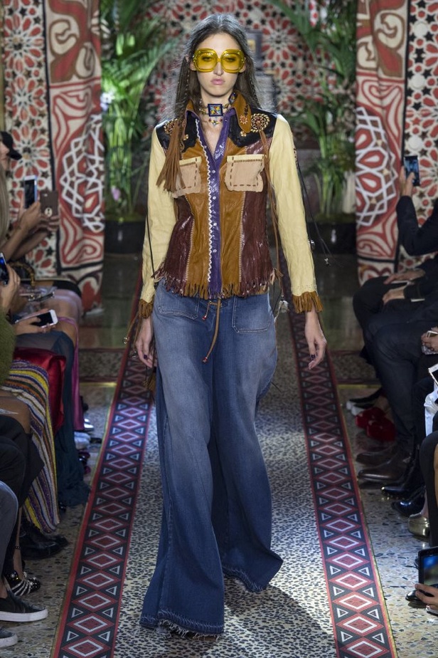 مجموعة Roberto Cavalli لربيع وصيف 2017