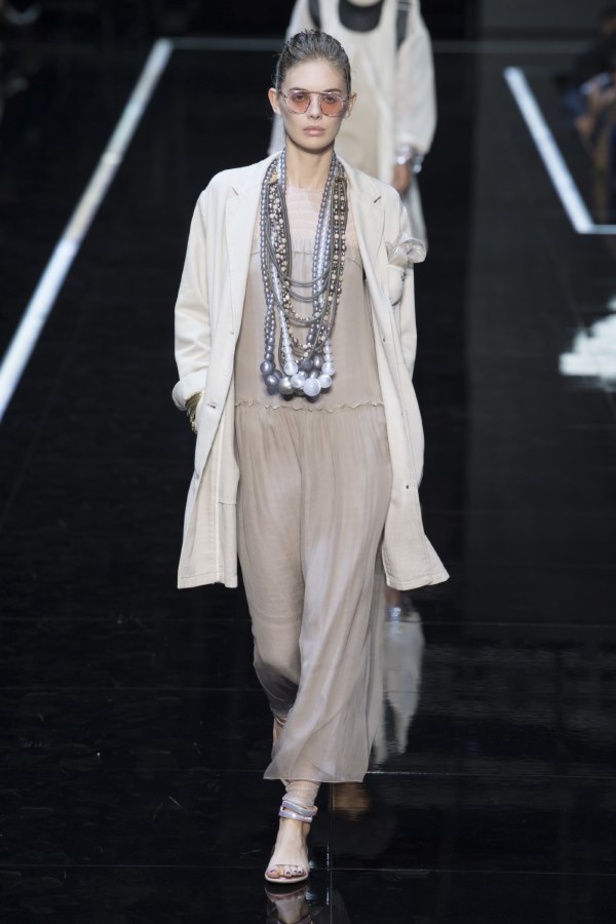 مجموعة Emporio Armani لربيع وصيف ٢٠١٩ !