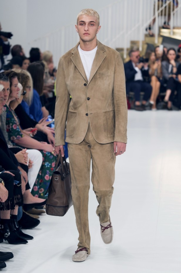 مجموعة Tod’s لربيع وصيف عام 2019