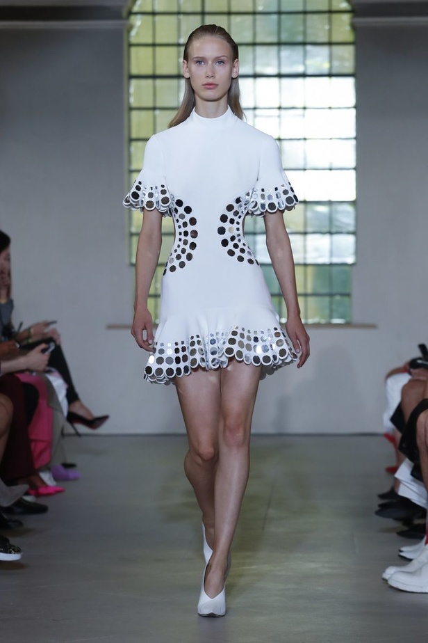 مجموعة دايفيد كوما لموسم ربيع وصيف 2019