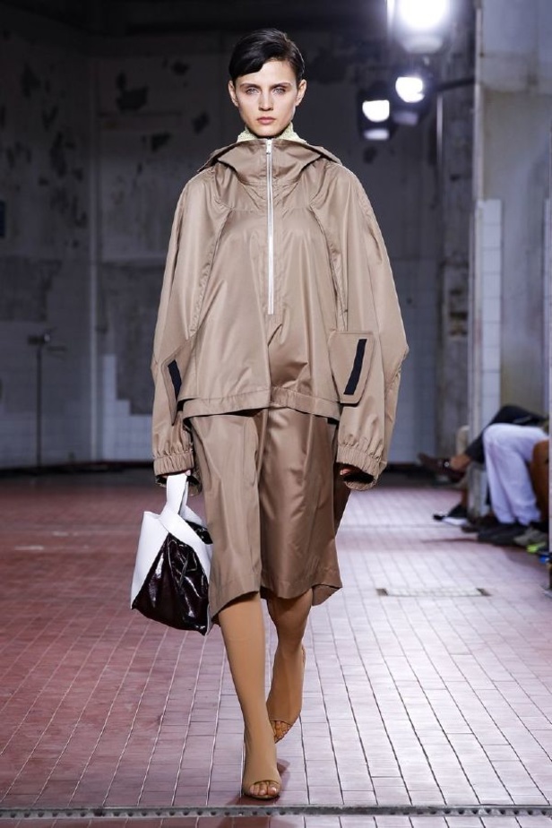 مجموعة جيل ساندر لموسم ربيع وصيف 2019