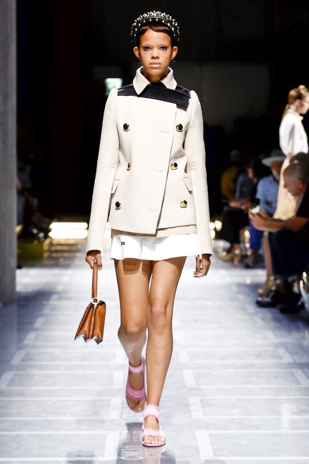 مجموعة برادا لموسم ربيع وصيف 2019