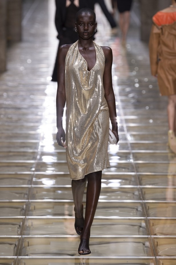 حرفية وإبداع في مجموعة Bottega Veneta لربيع وصيف 2020