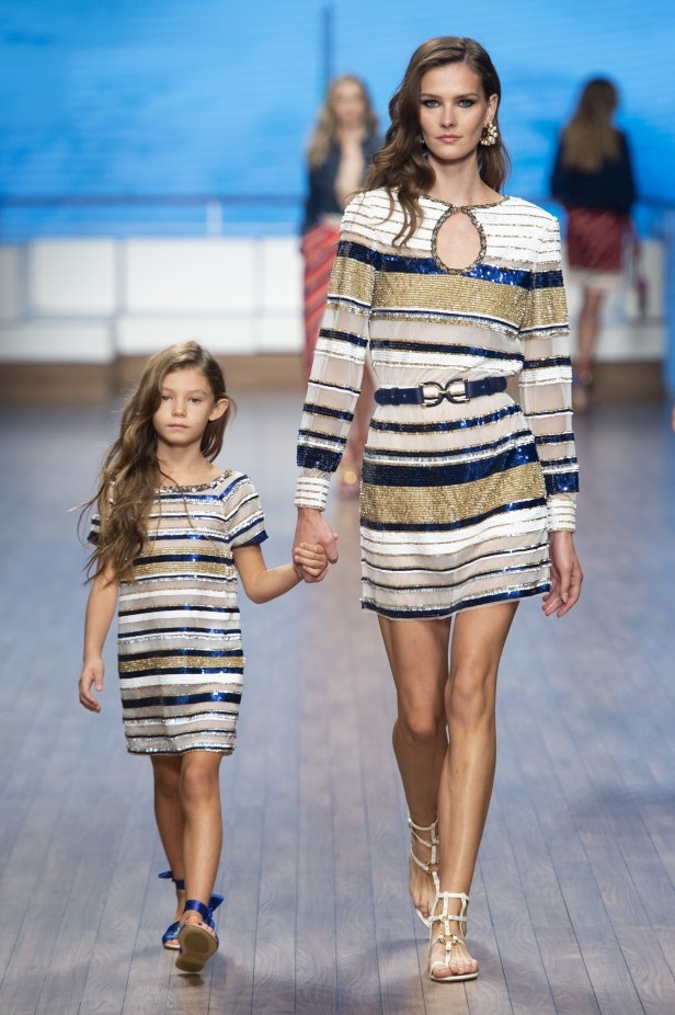 سافري الى عالم الرحلات البحرية مع مجموعة Elisabetta Franchi لربيع وصيف 2020