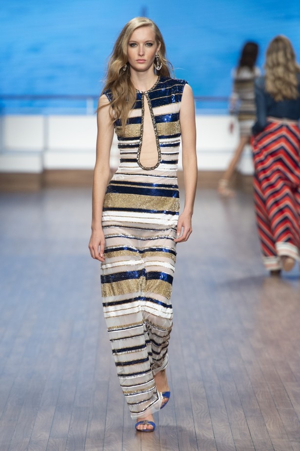 سافري الى عالم الرحلات البحرية مع مجموعة Elisabetta Franchi لربيع وصيف 2020